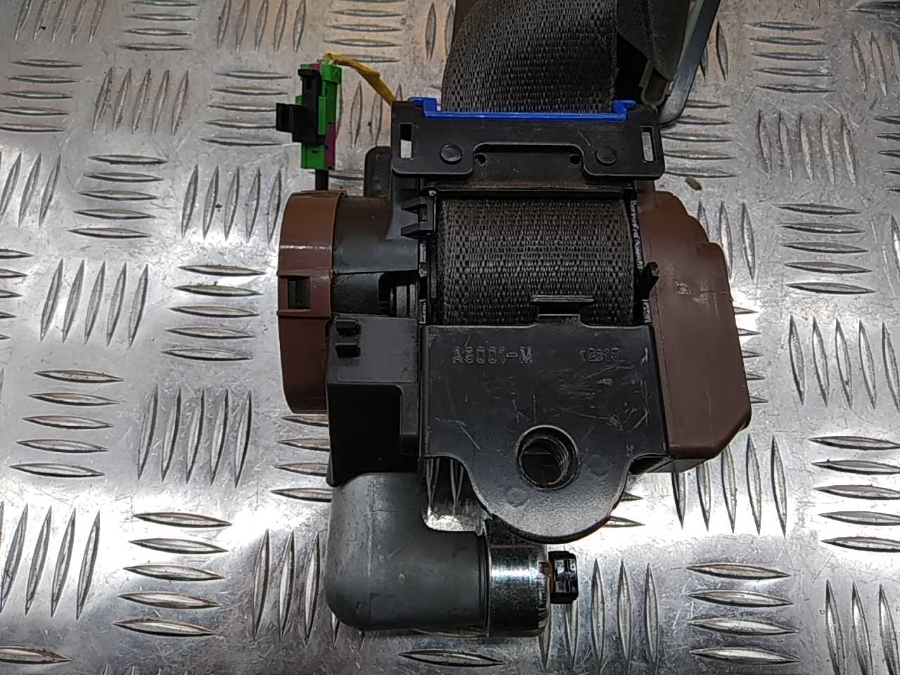 Ремень безопасности с пиропатроном