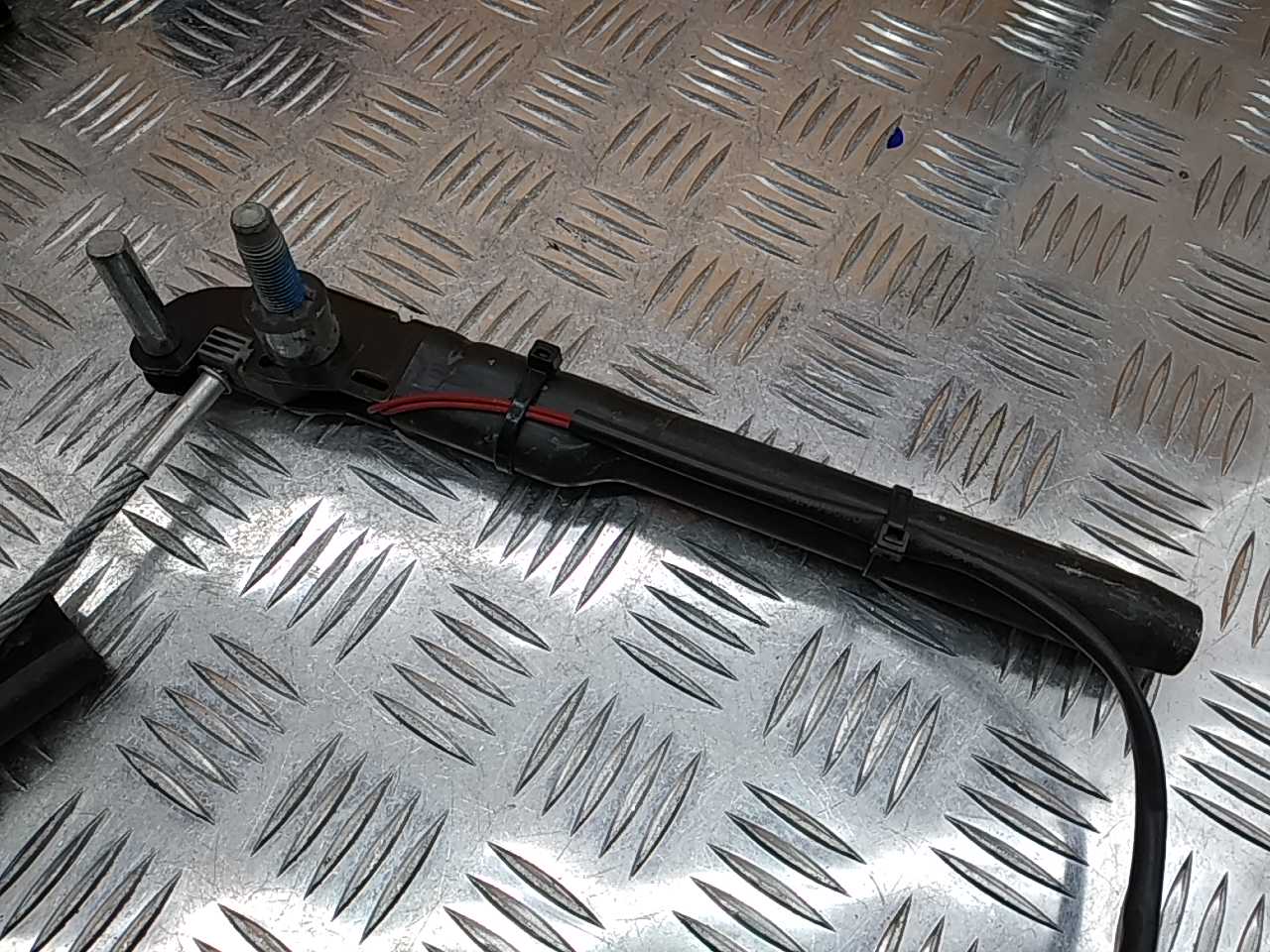 Ремень безопасности с пиропатроном