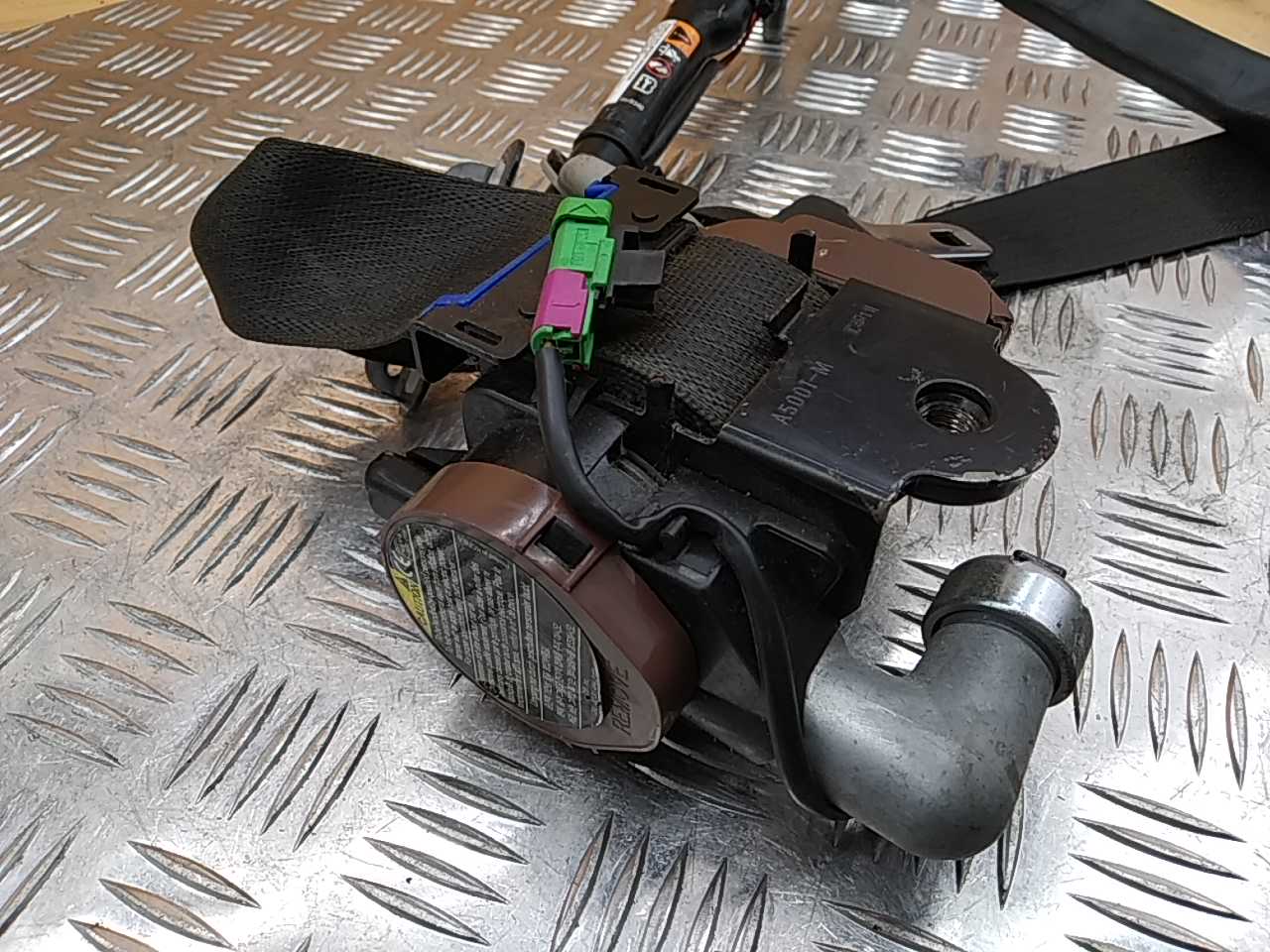 Ремень безопасности с пиропатроном