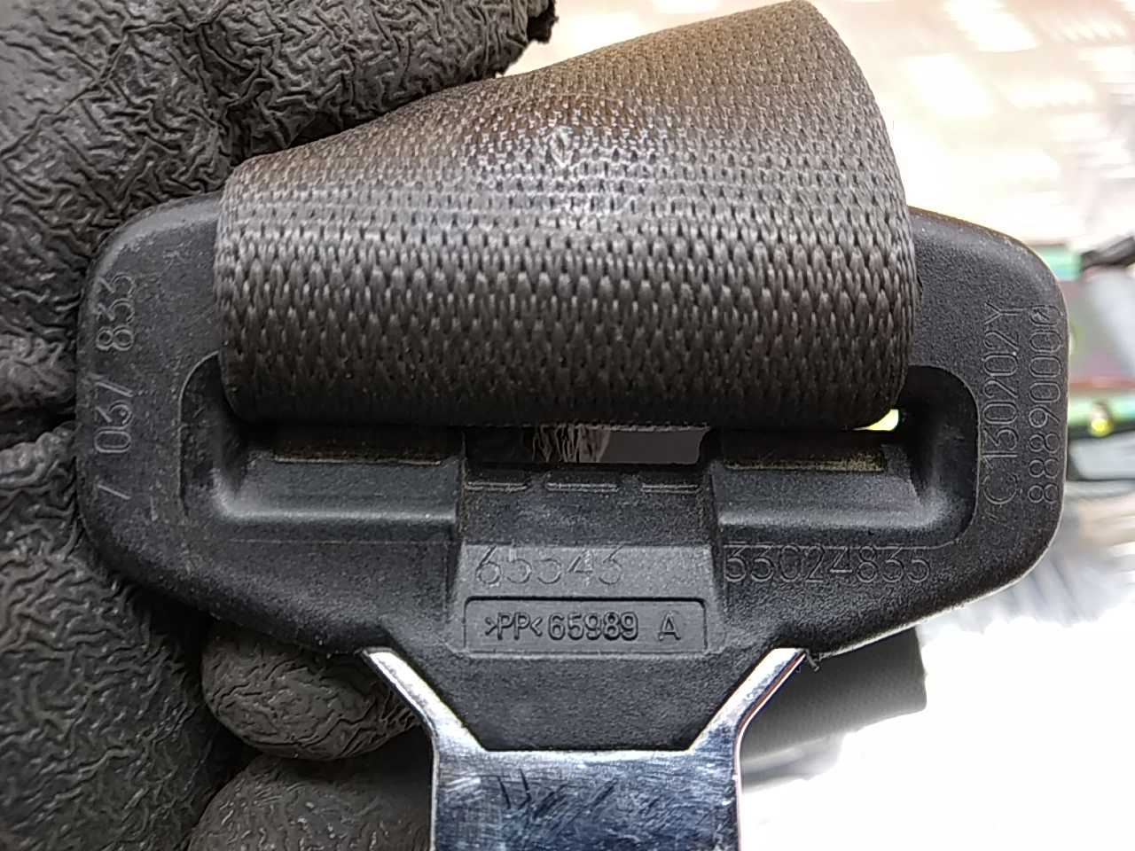 Ремень безопасности с пиропатроном