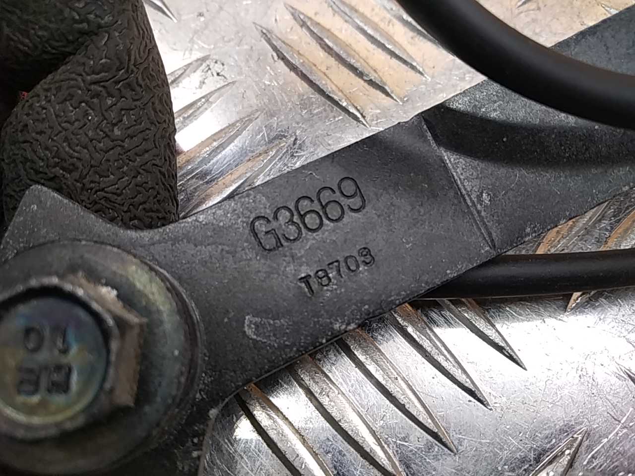 Ответная часть ремня безопасности