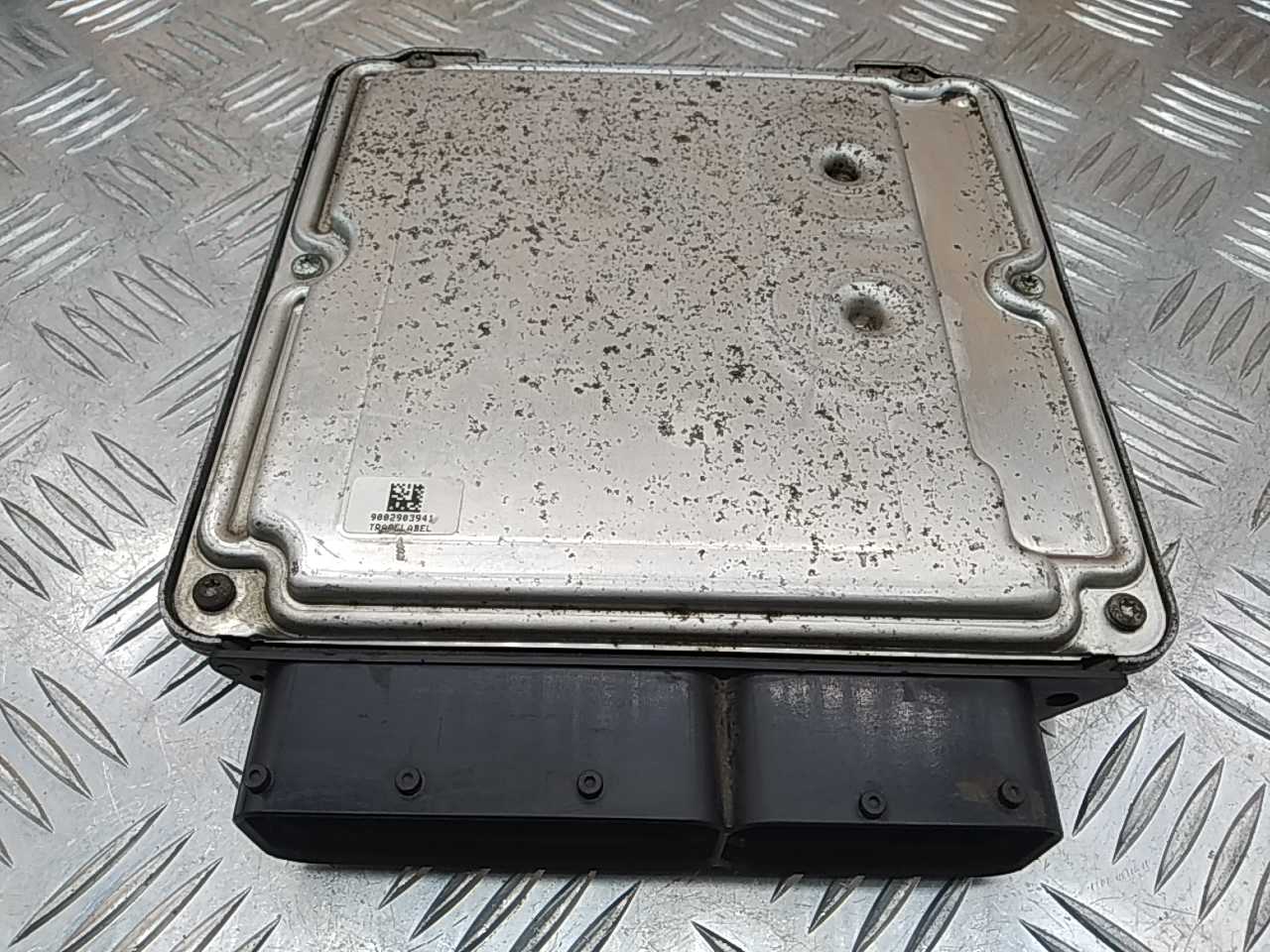 Блок управления двигателем