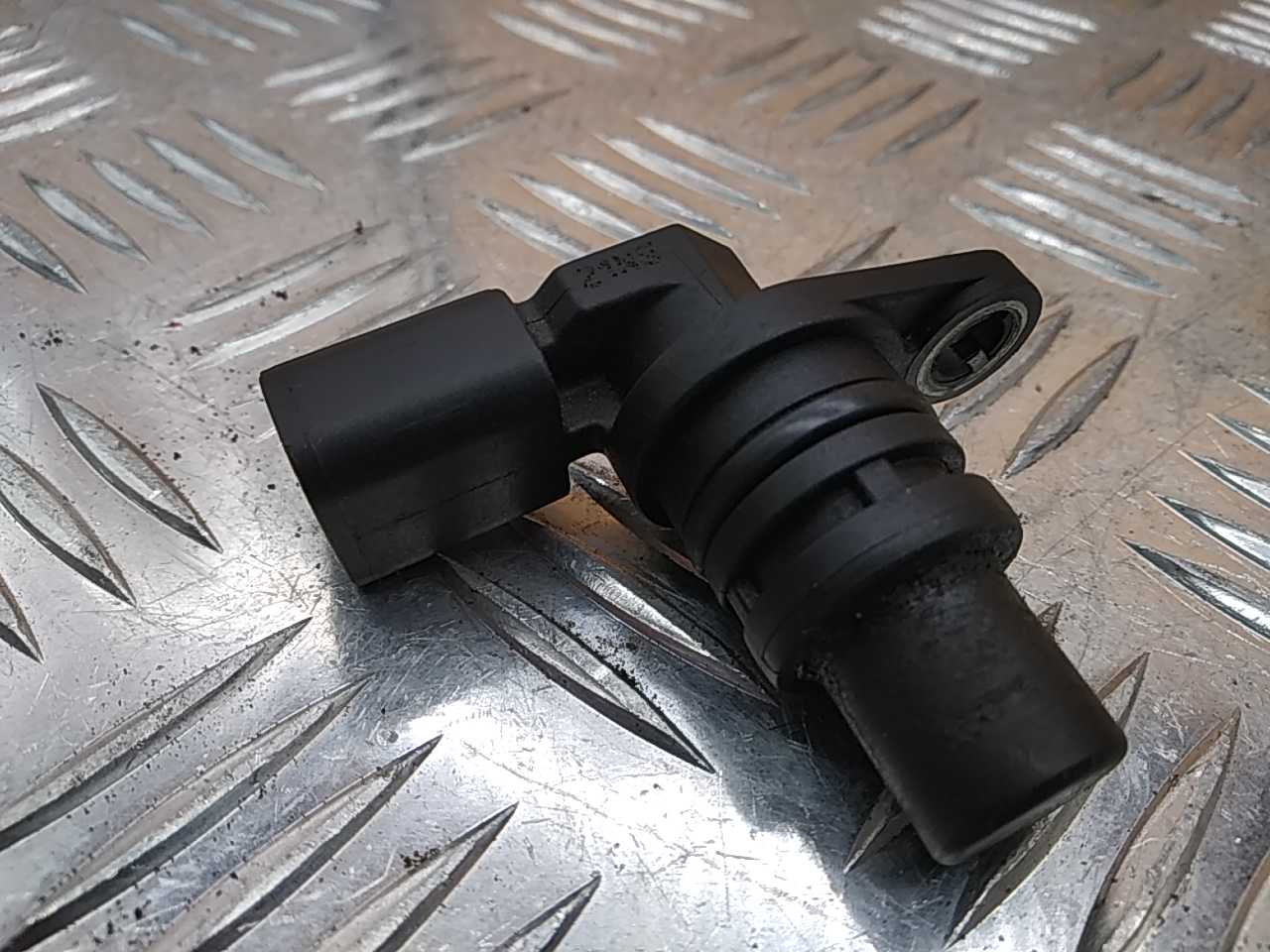 Датчик положения распредвала