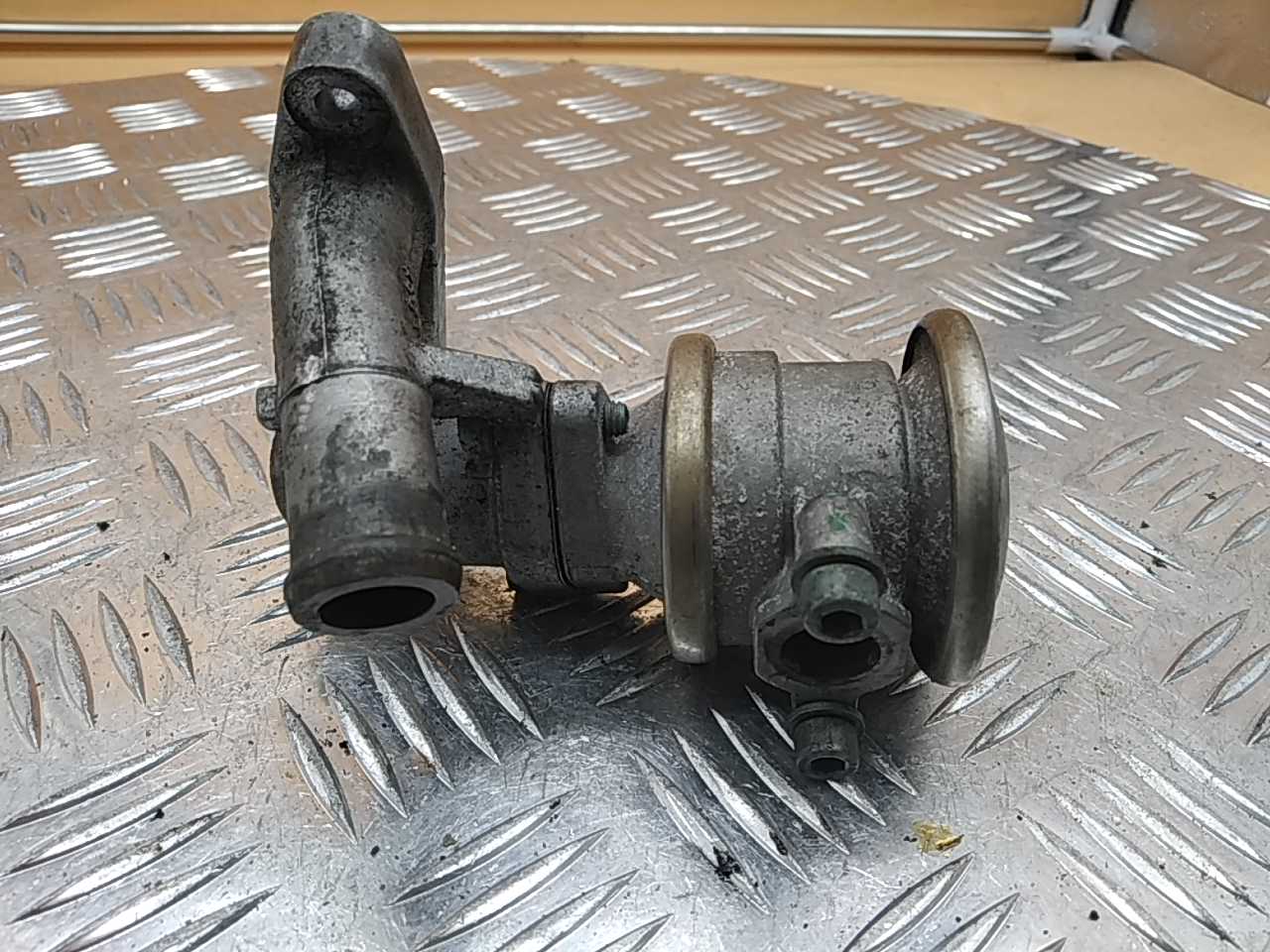 Клапан рециркуляции выхлопных газов (EGR)