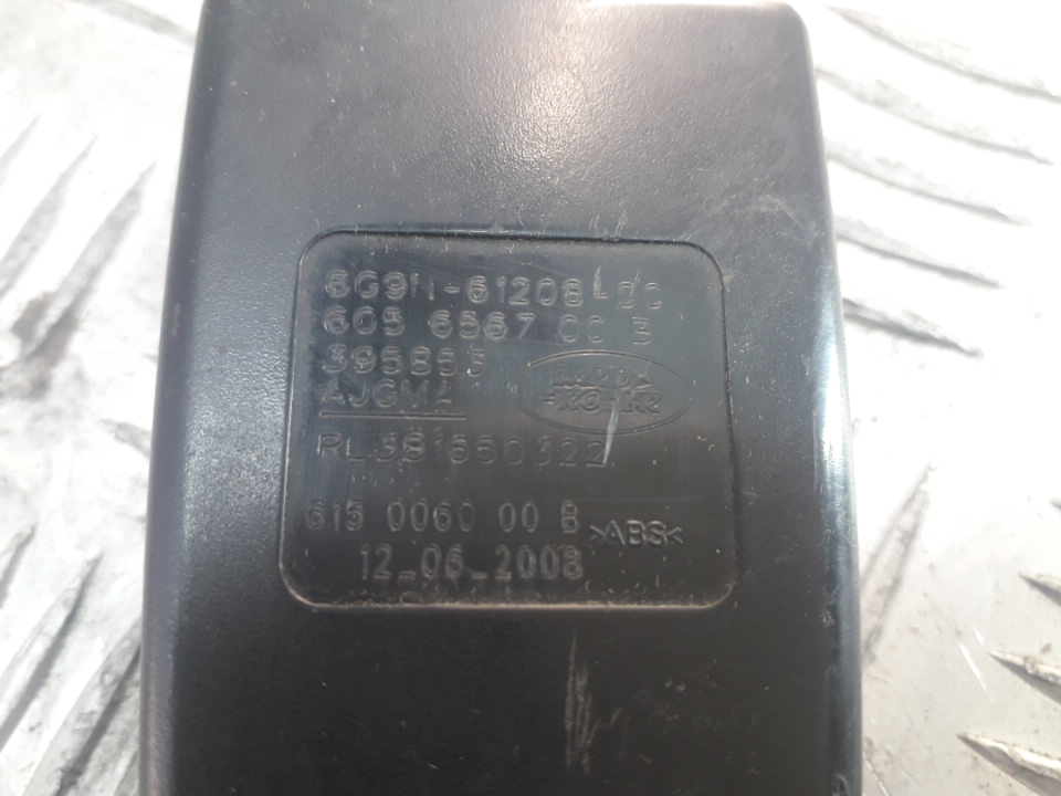 Ответная часть ремня безопасности