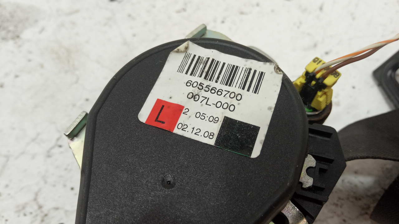 Ремень безопасности с пиропатроном