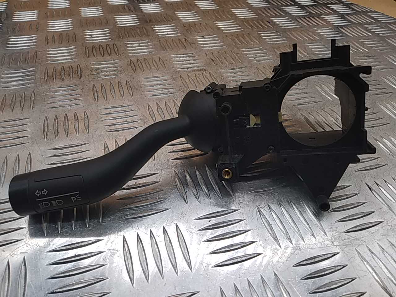 Переключатель поворотов подрулевой