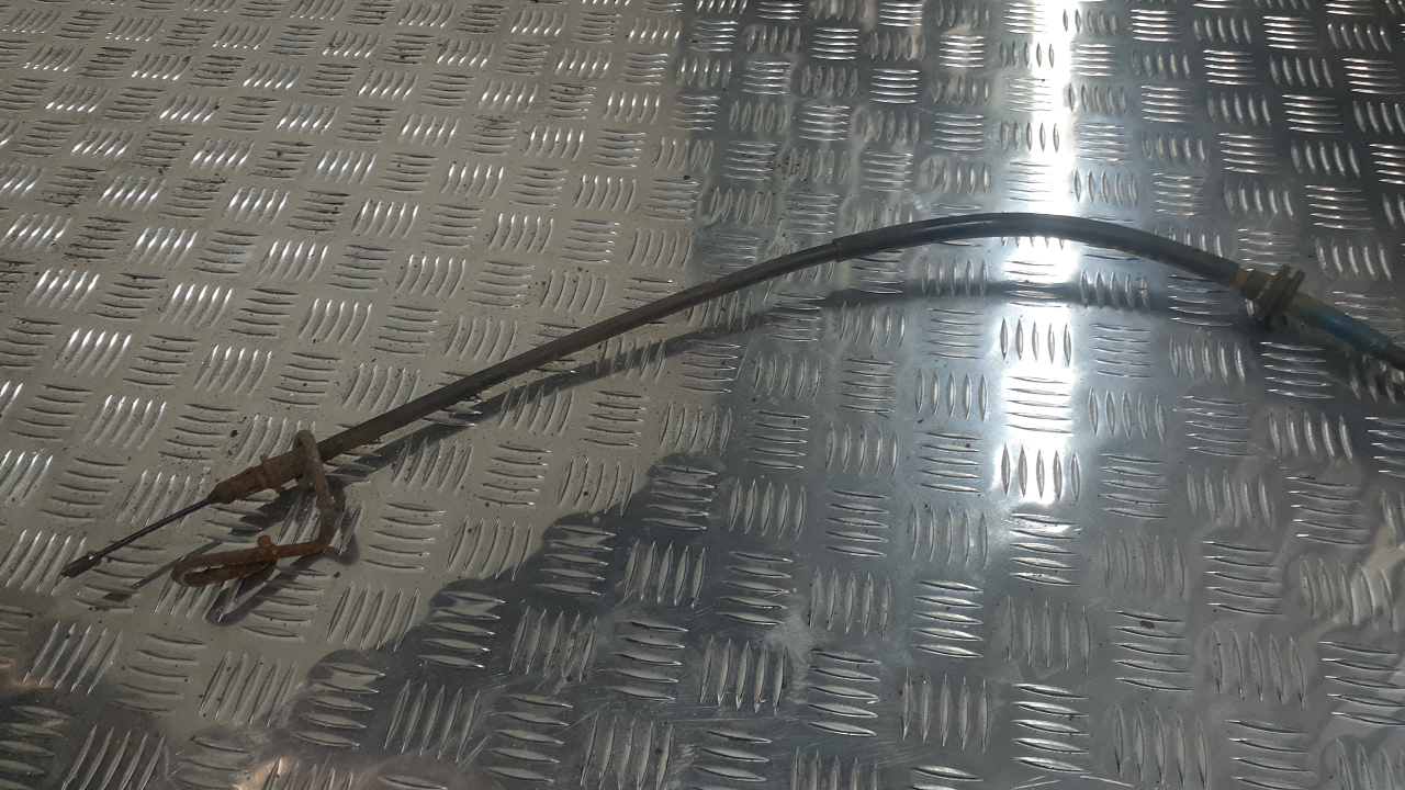 Трос стояночного тормоза левый