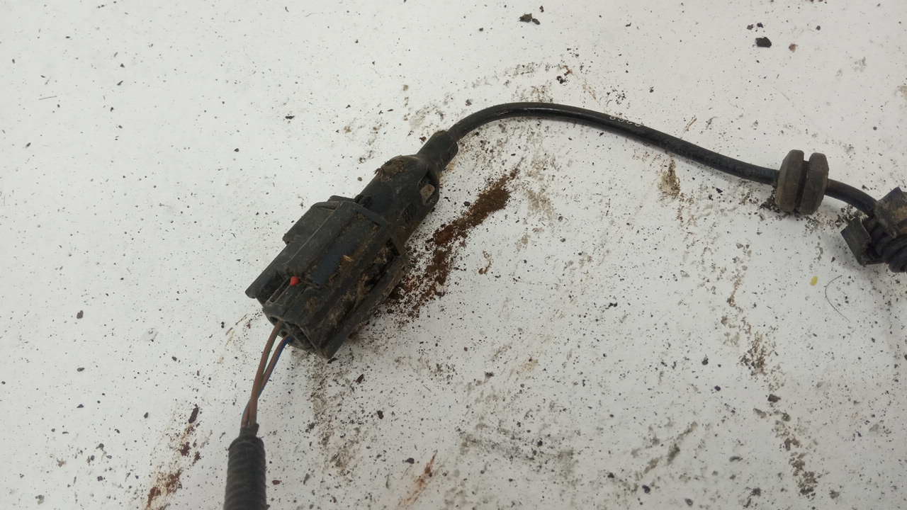 Датчик ABS задний