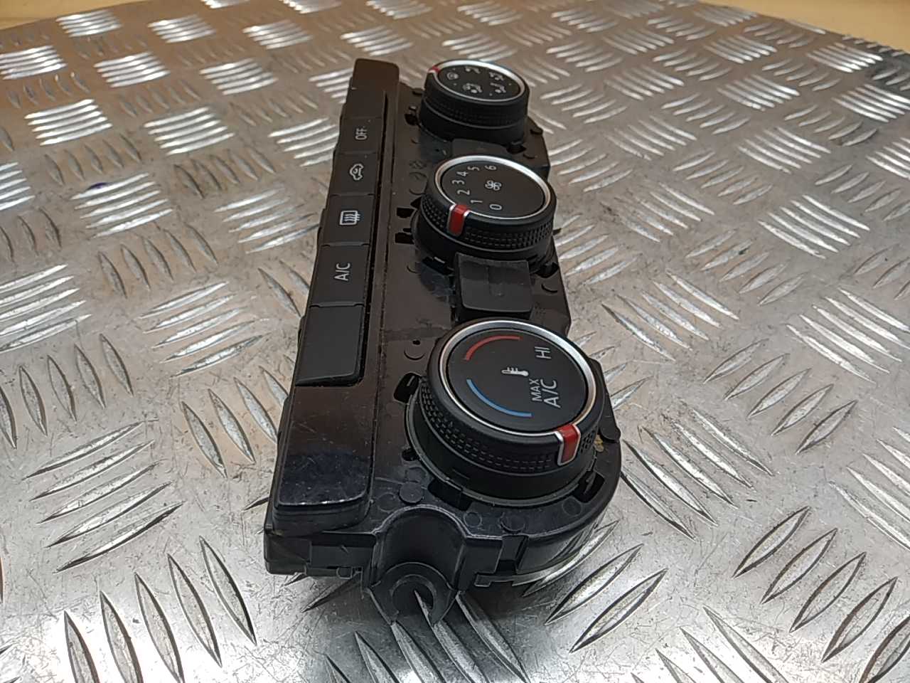 Блок управления климатической установкой