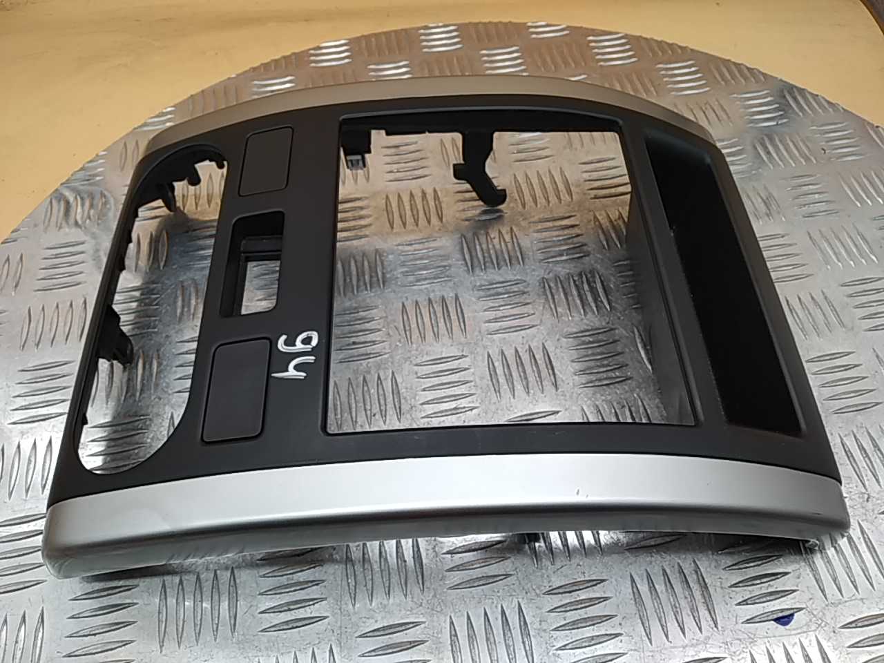 Рамка магнитолы