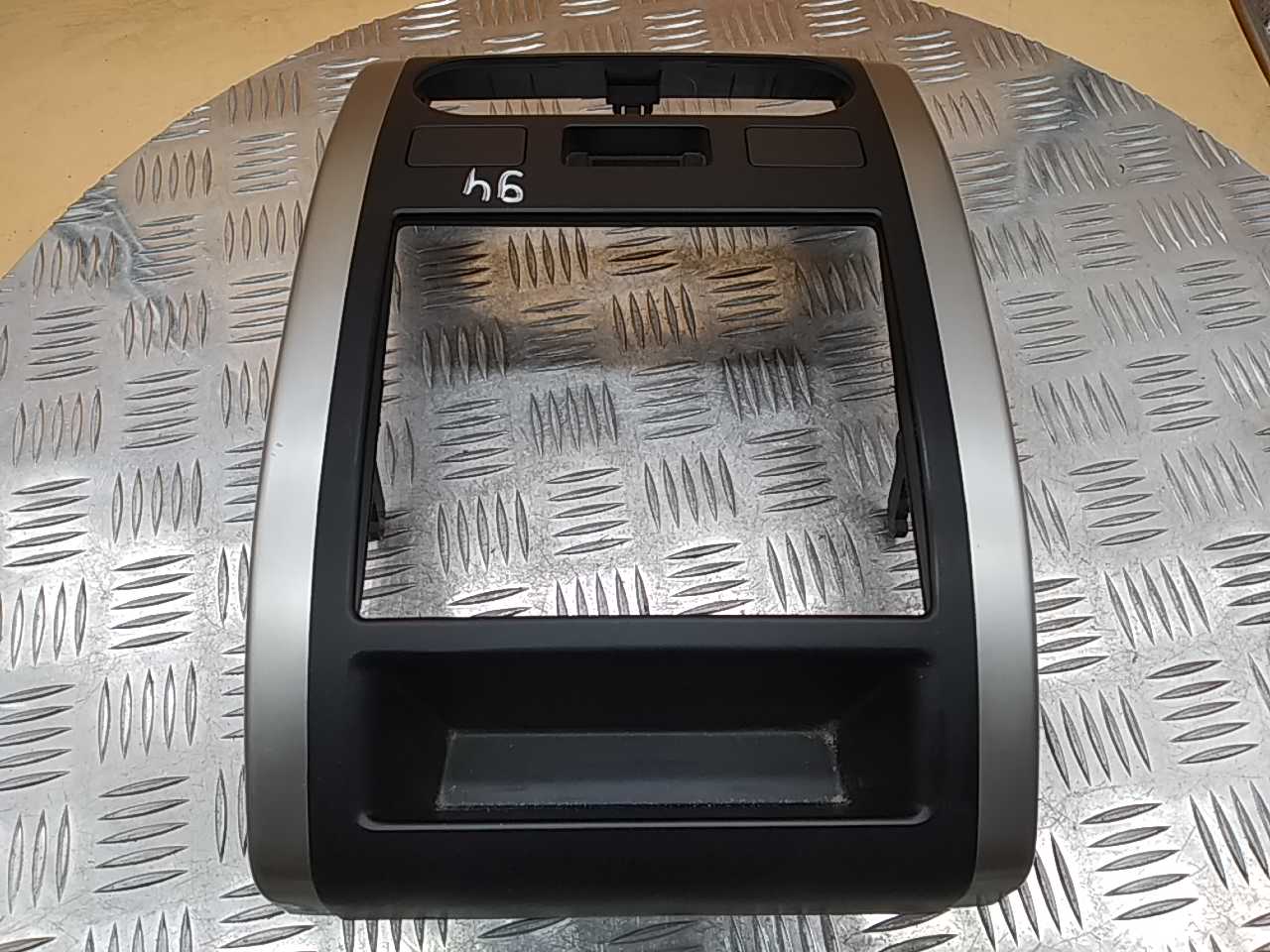 Рамка магнитолы