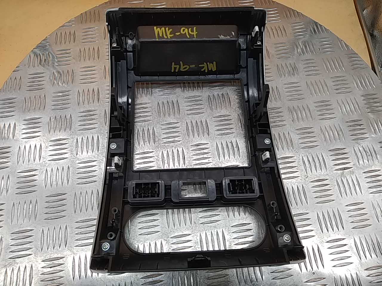 Рамка магнитолы