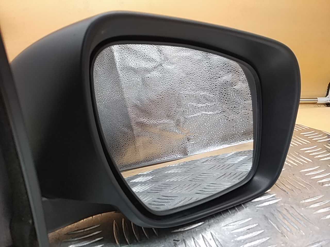 Зеркало правое электрическое