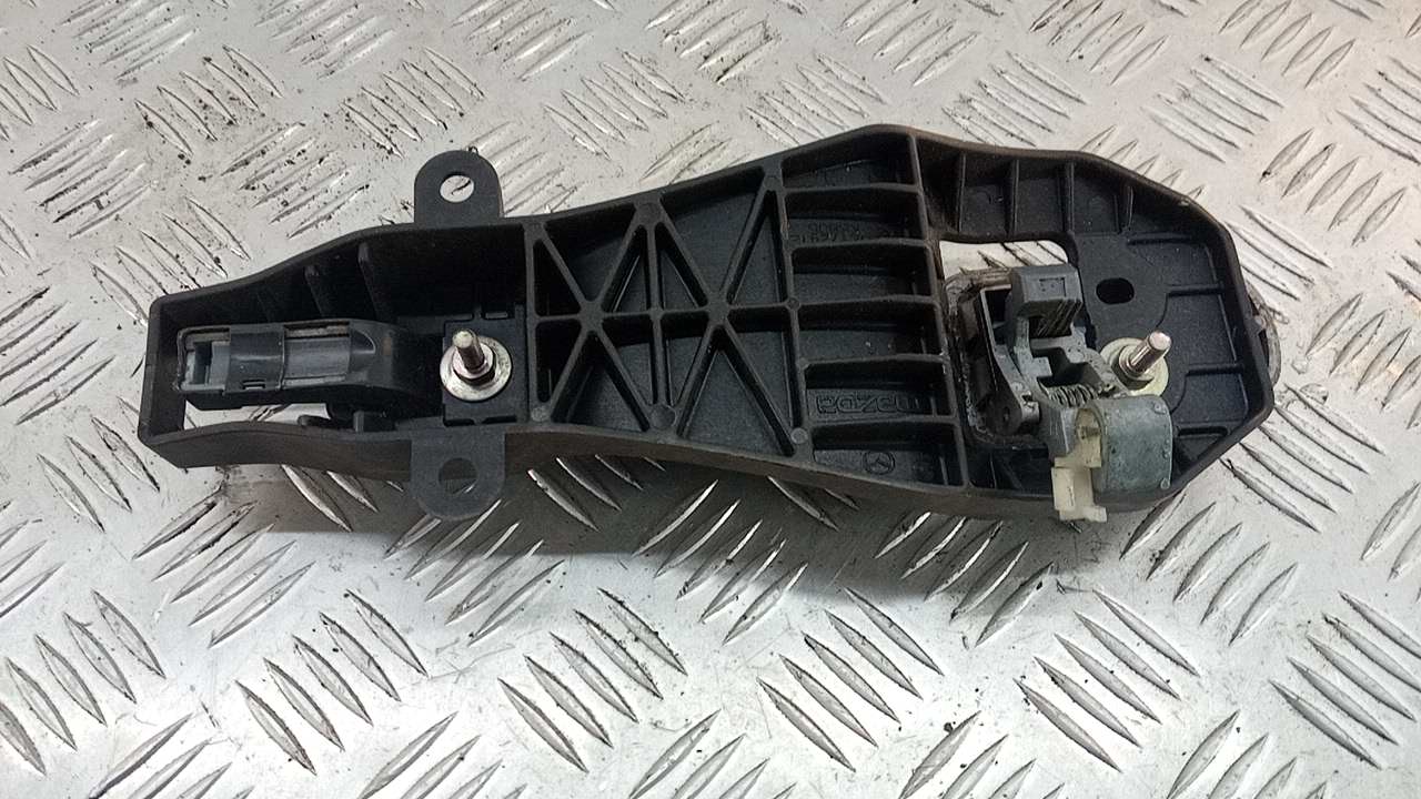 Ручка двери задней наружная левая