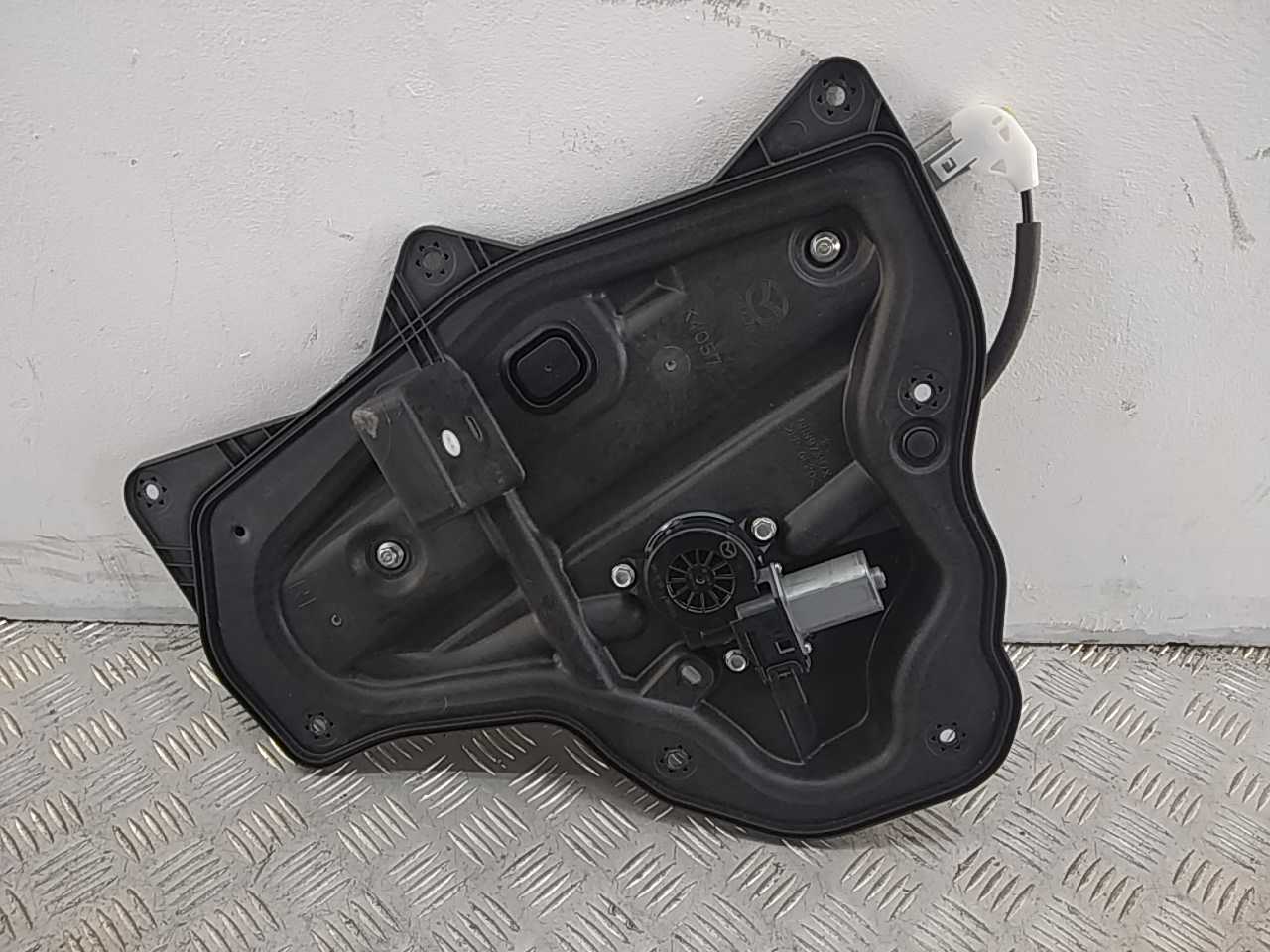 Стеклоподъемник электр. задний левый