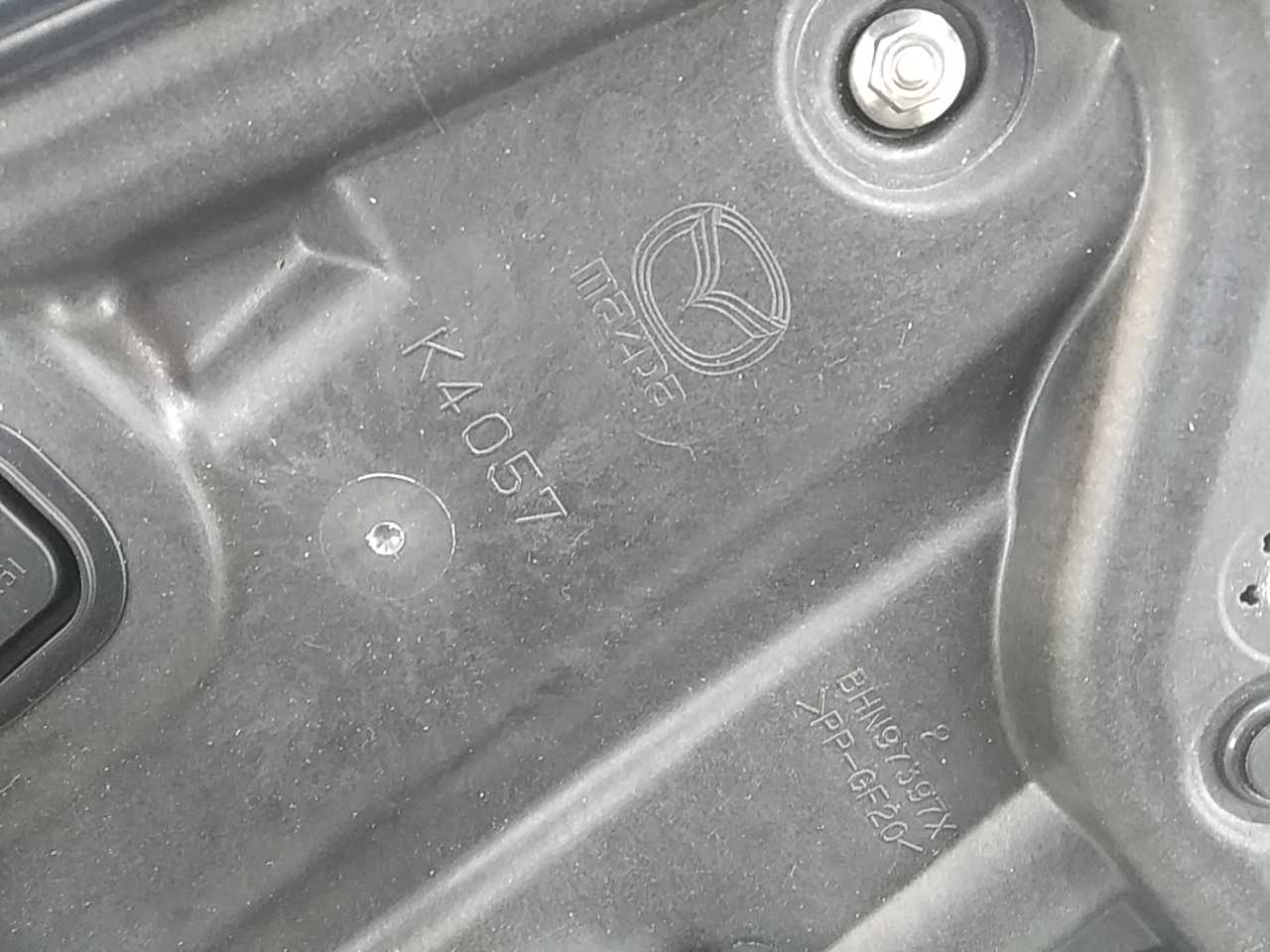 Стеклоподъемник электр. задний левый