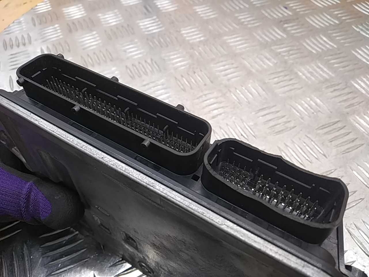 Блок управления двигателем