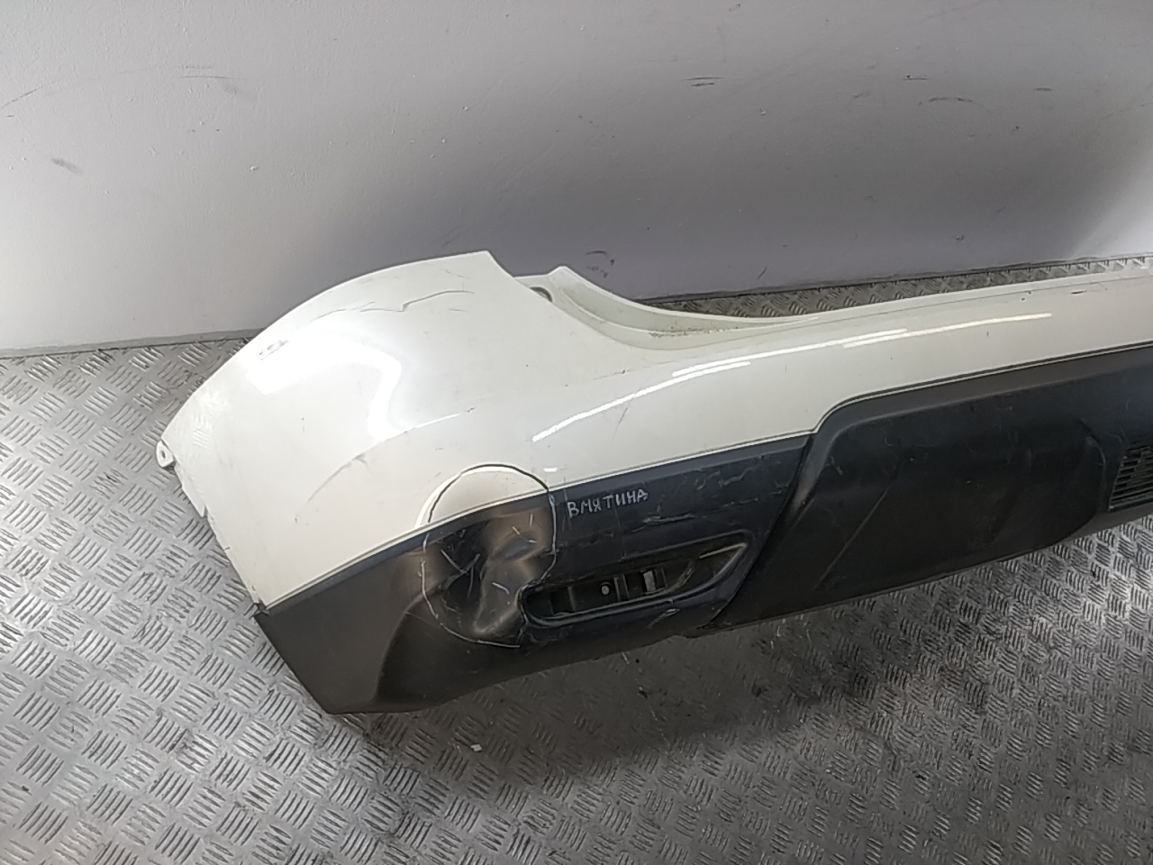 Бампер задний