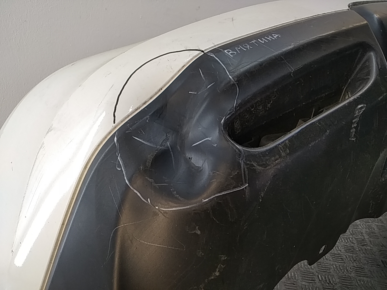 Бампер задний