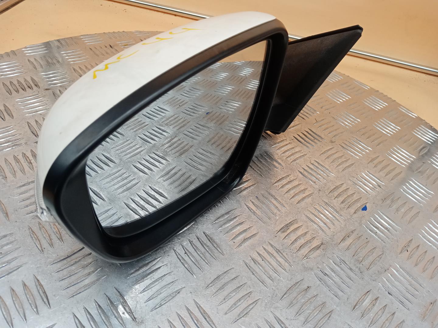 Зеркало левое электрическое