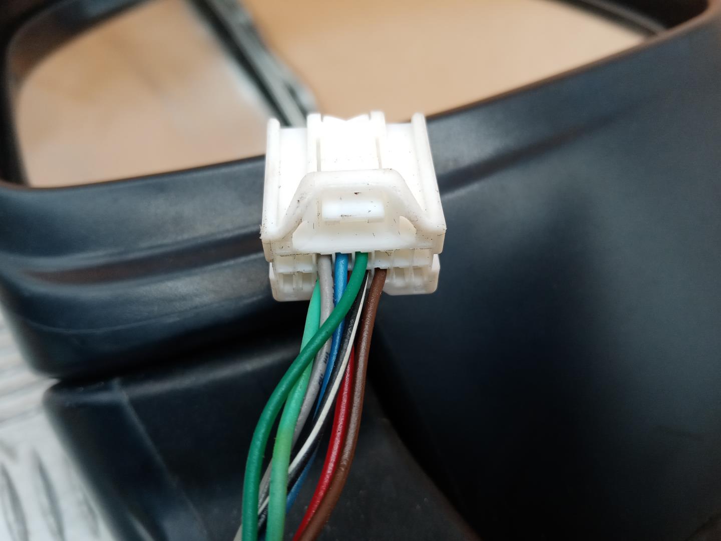 Зеркало левое электрическое