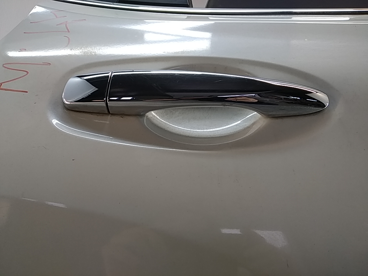 Ручка двери задней наружная правая