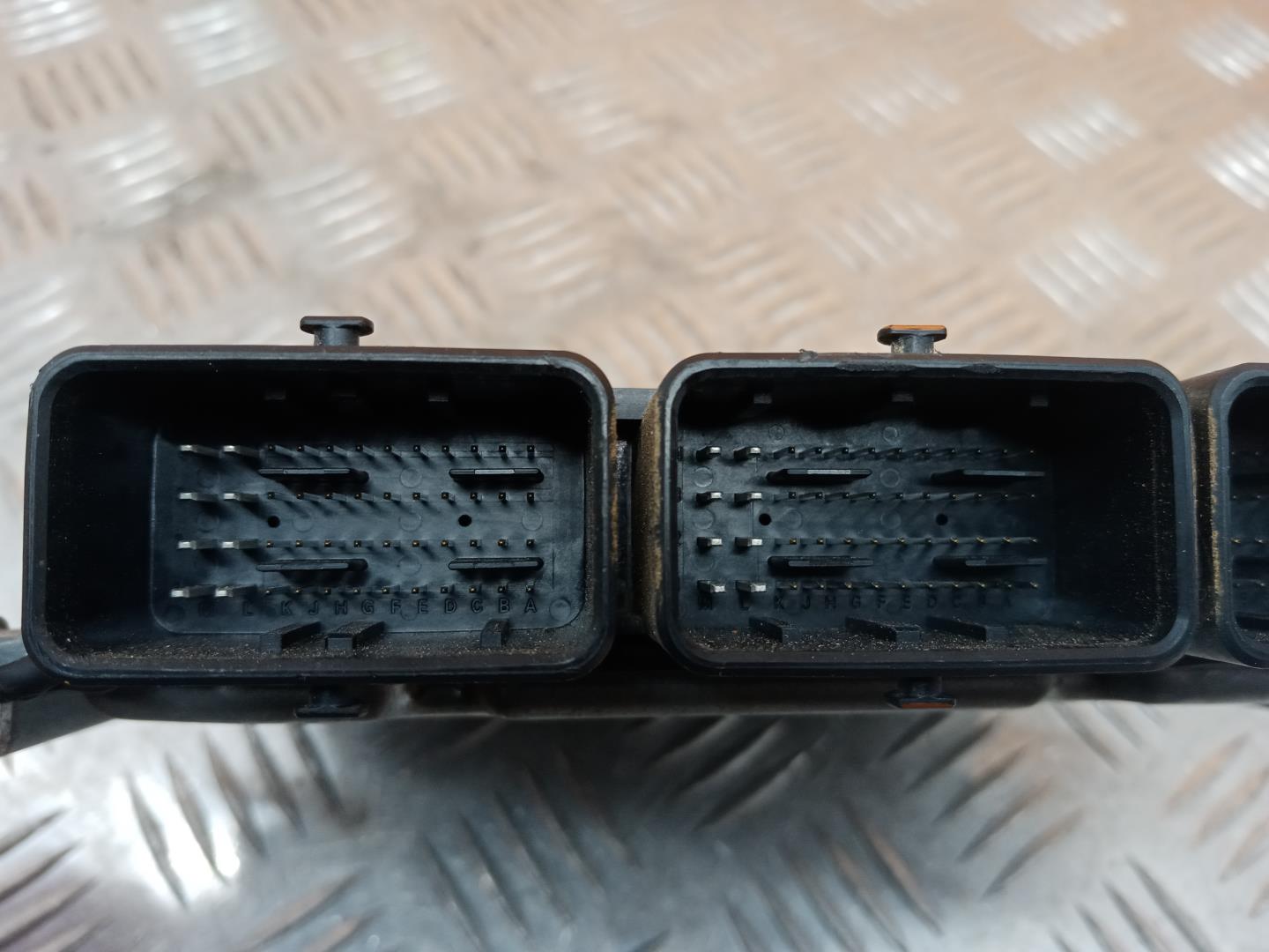 Блок управления двигателем