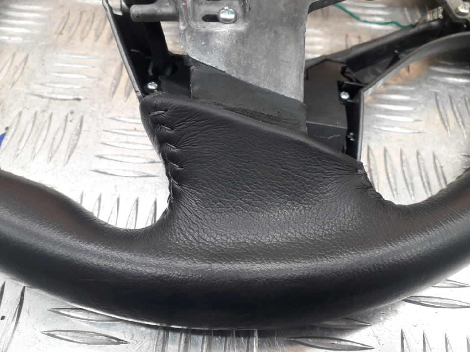 Рулевое колесо (руль)