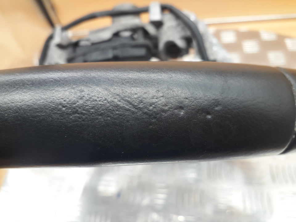 Рулевое колесо (руль)