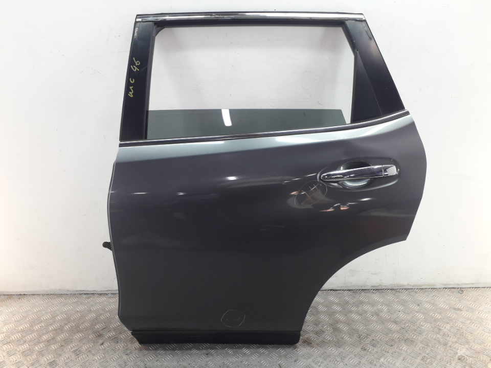 Дверь задняя левая