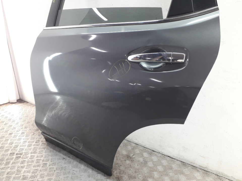 Дверь задняя левая