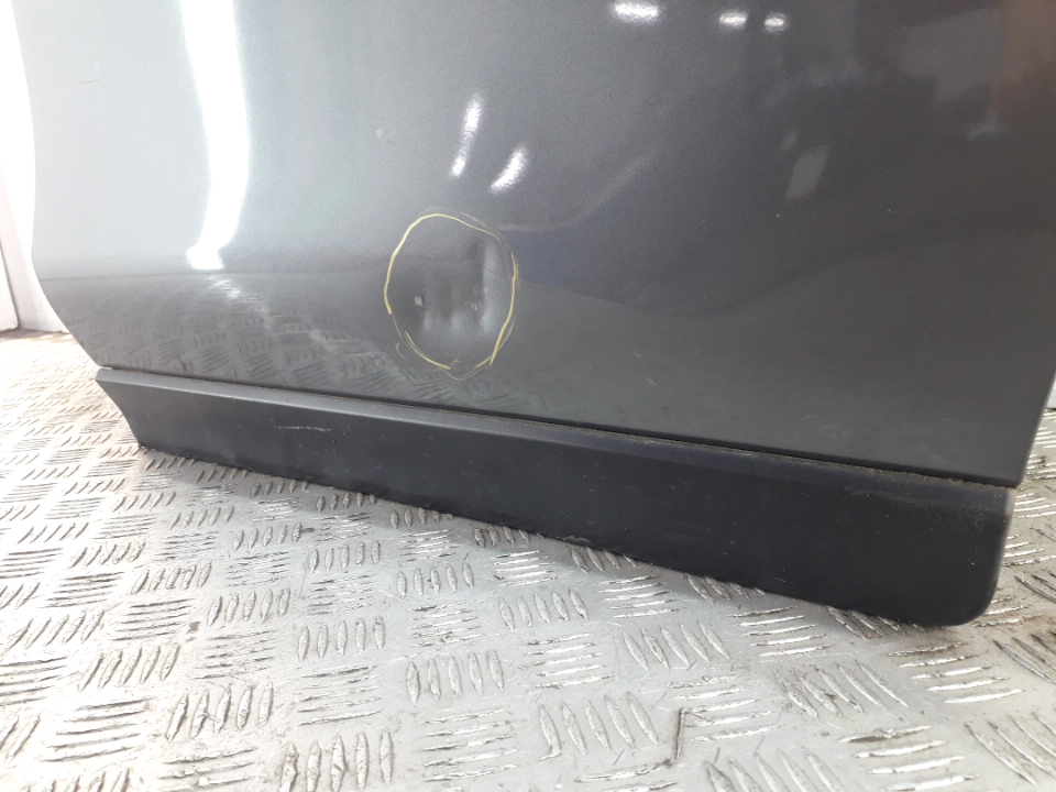 Накладка двери задней левой