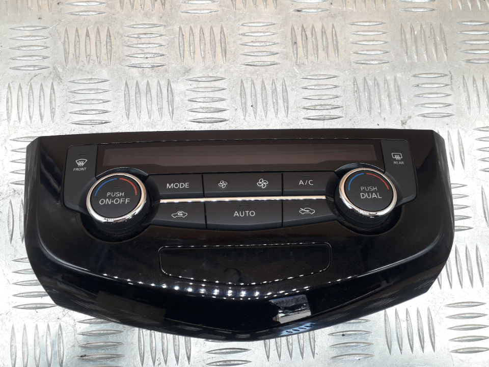 Блок управления климатической установкой