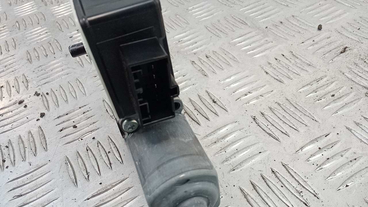Моторчик стеклоподъемника