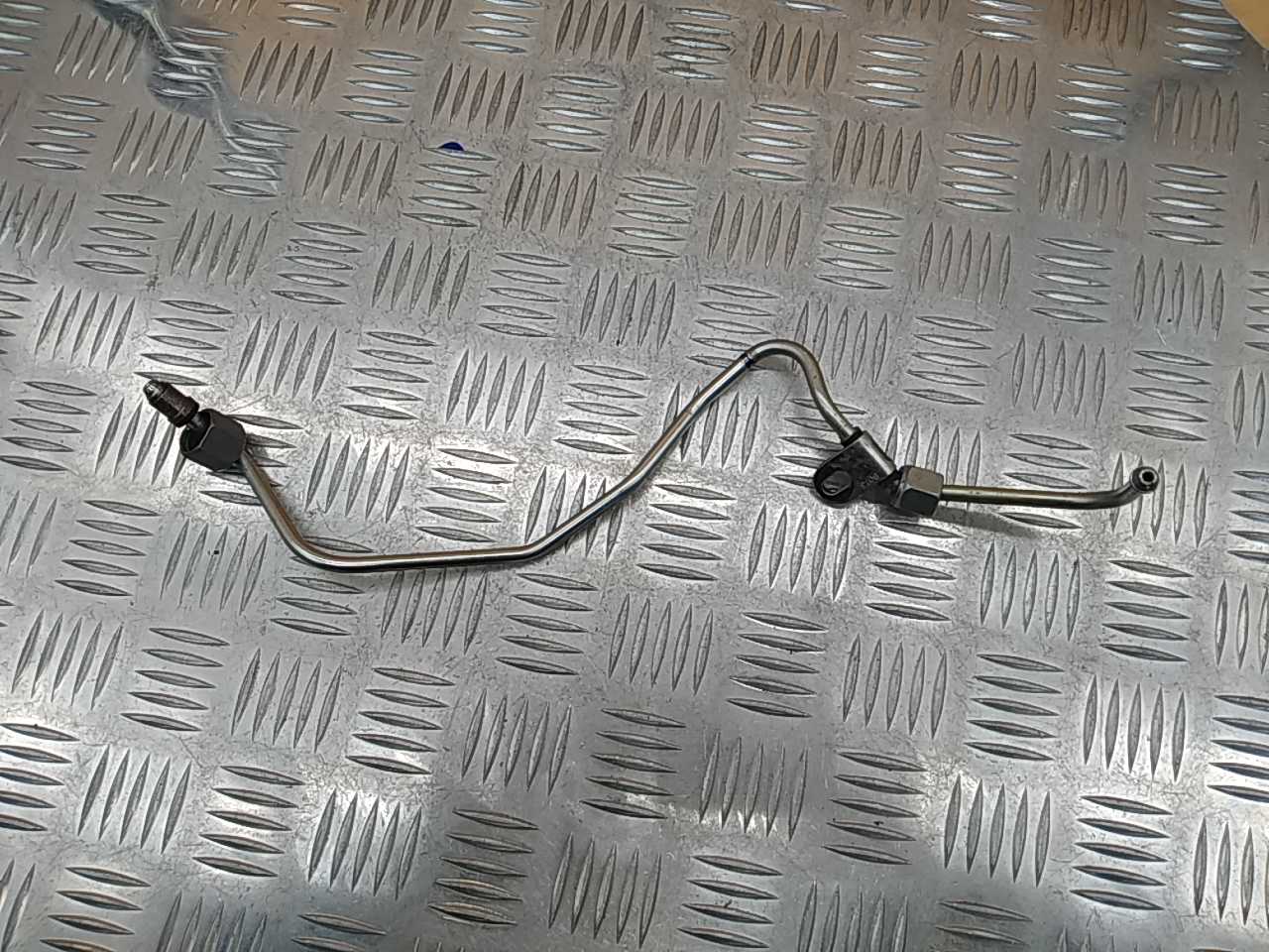 Трубка топливная