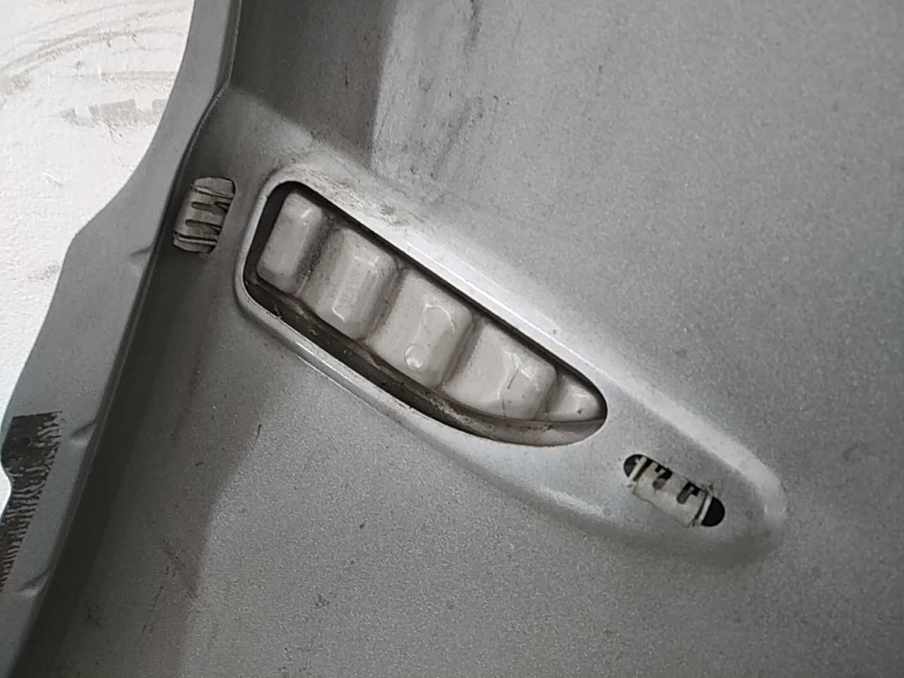 Молдинг переднего левого крыла