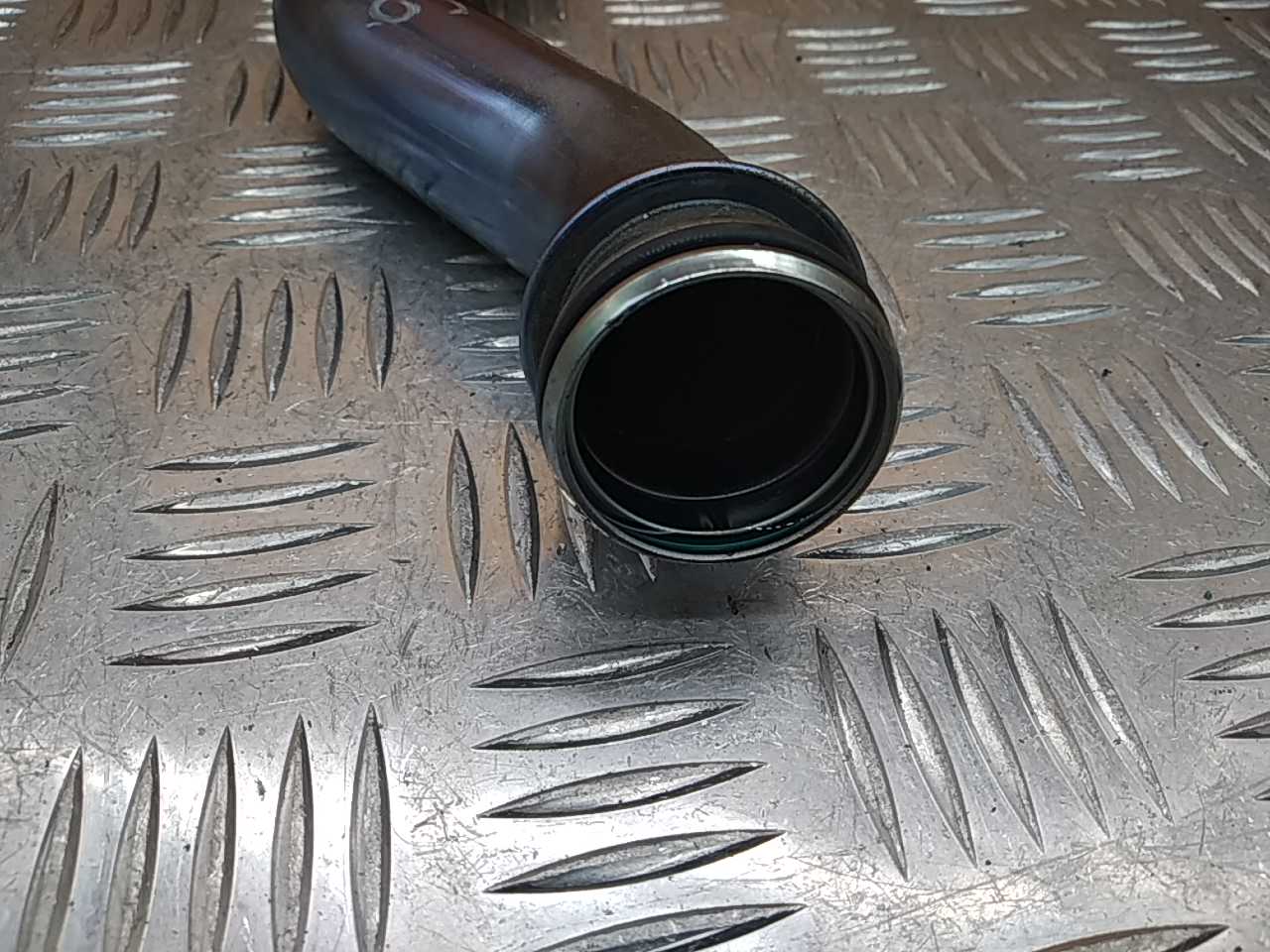 Трубка системы охлаждения