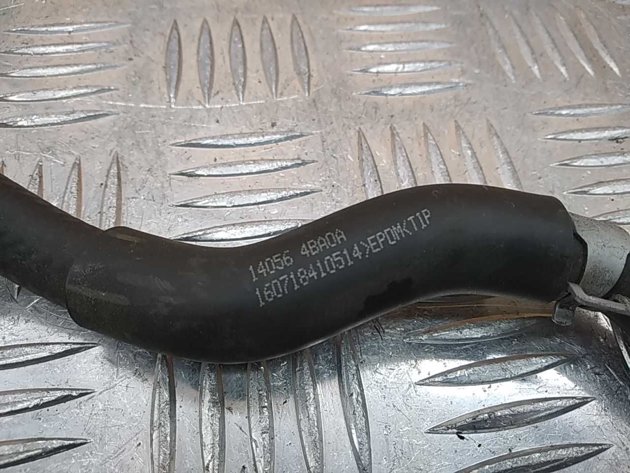 Шланг системы охлаждения