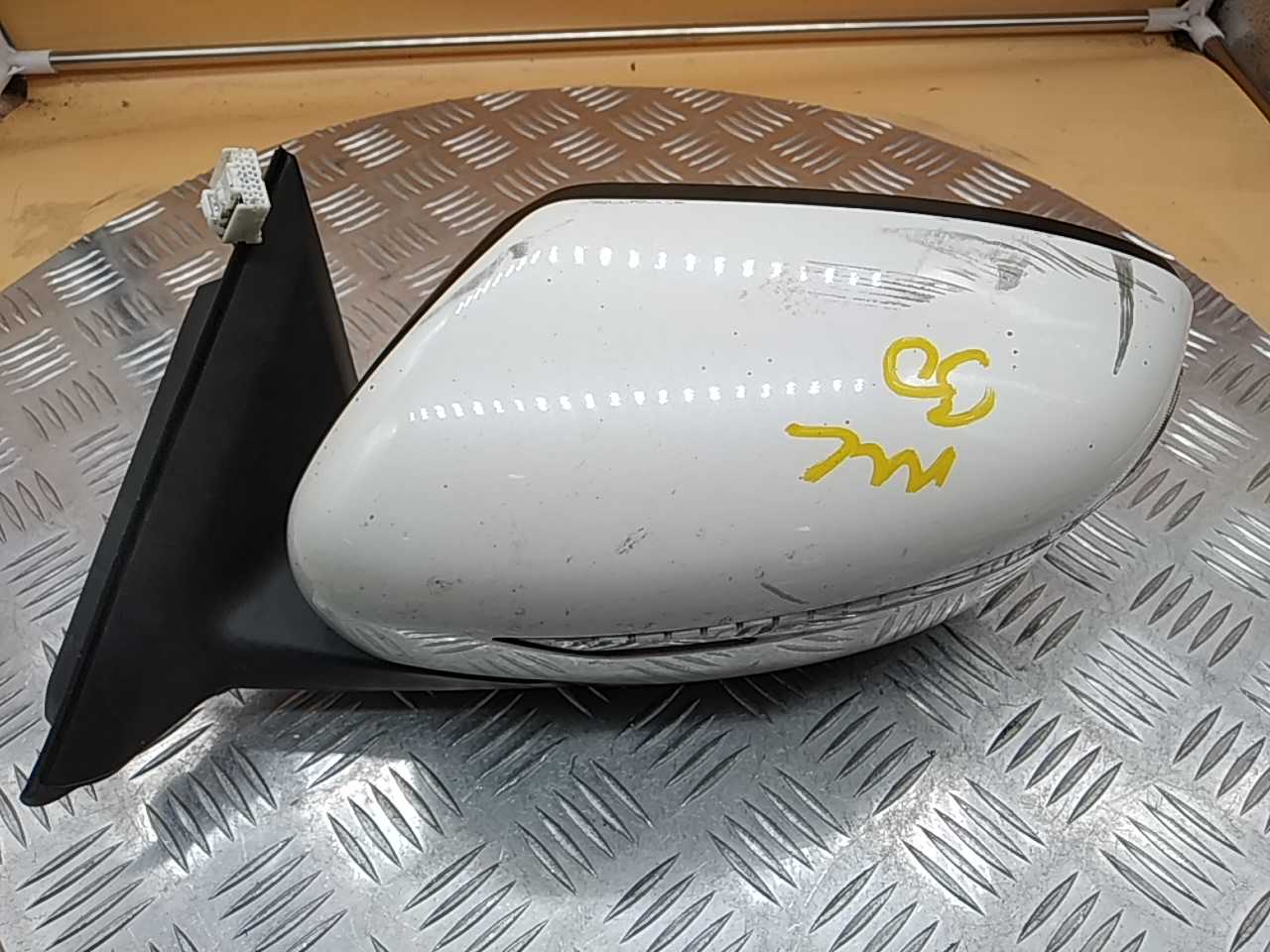 Зеркало левое электрическое