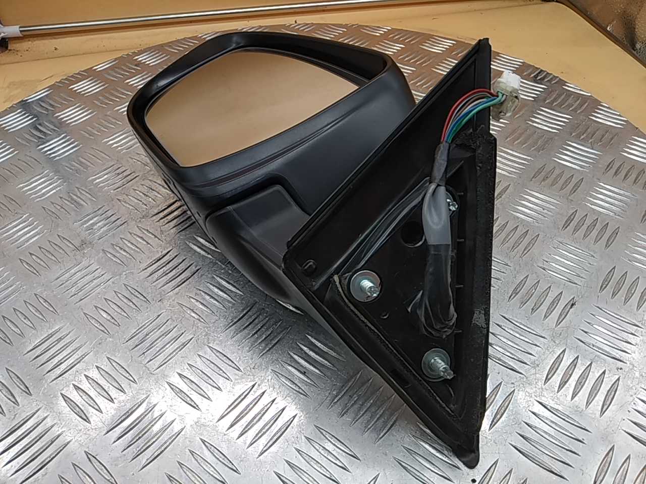 Зеркало левое электрическое