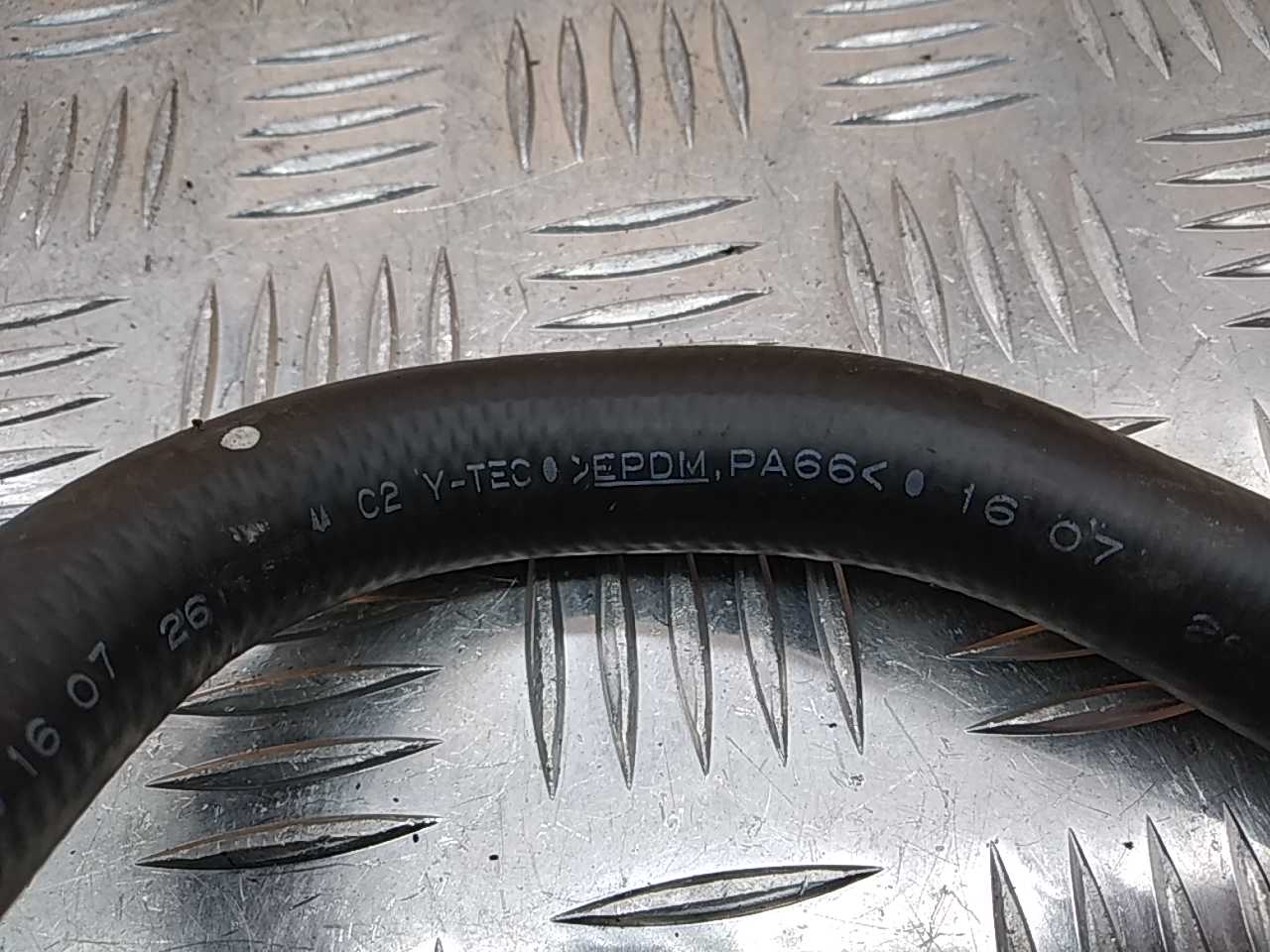 Шланг системы охлаждения