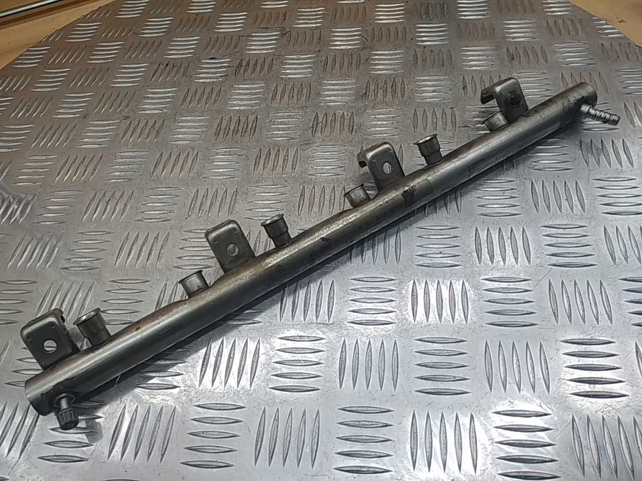 Рейка топливная (рампа)