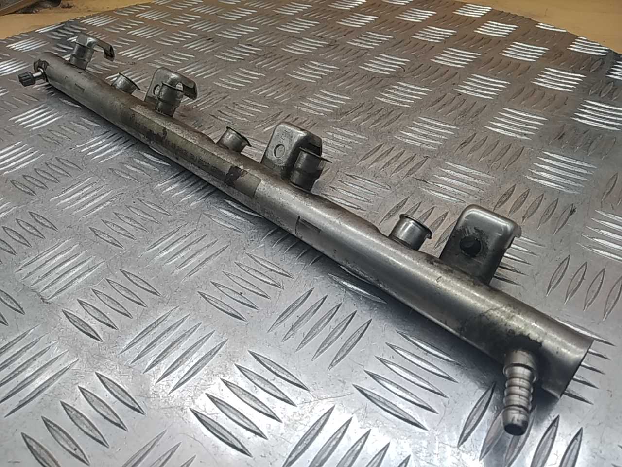 Рейка топливная (рампа)