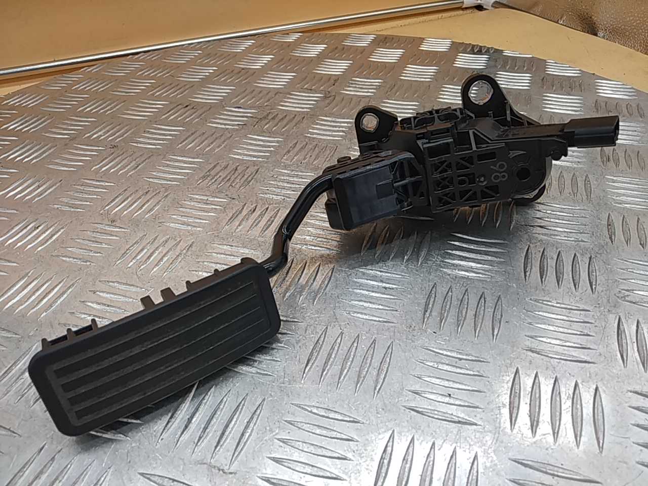 Педаль газа