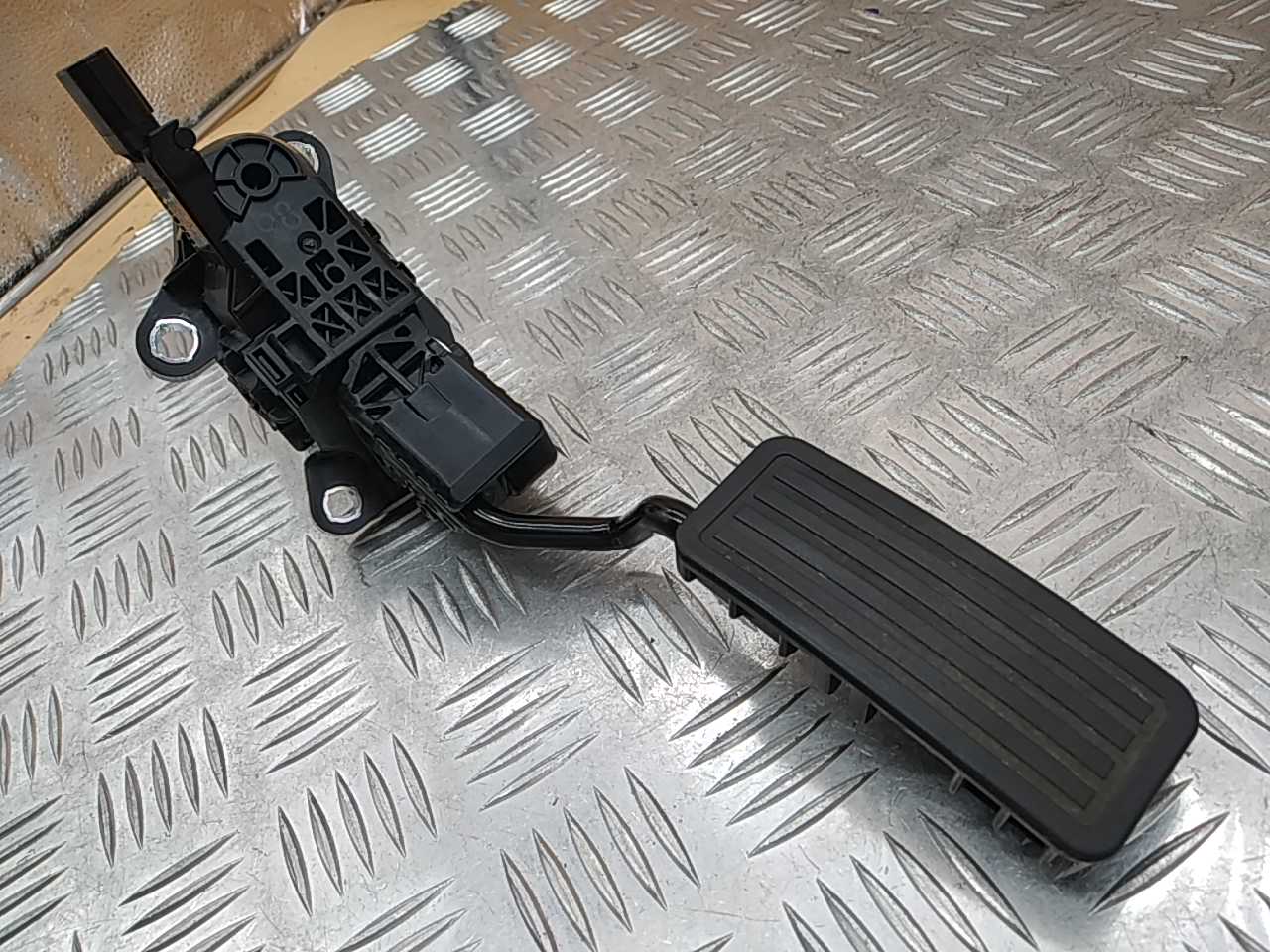 Педаль газа