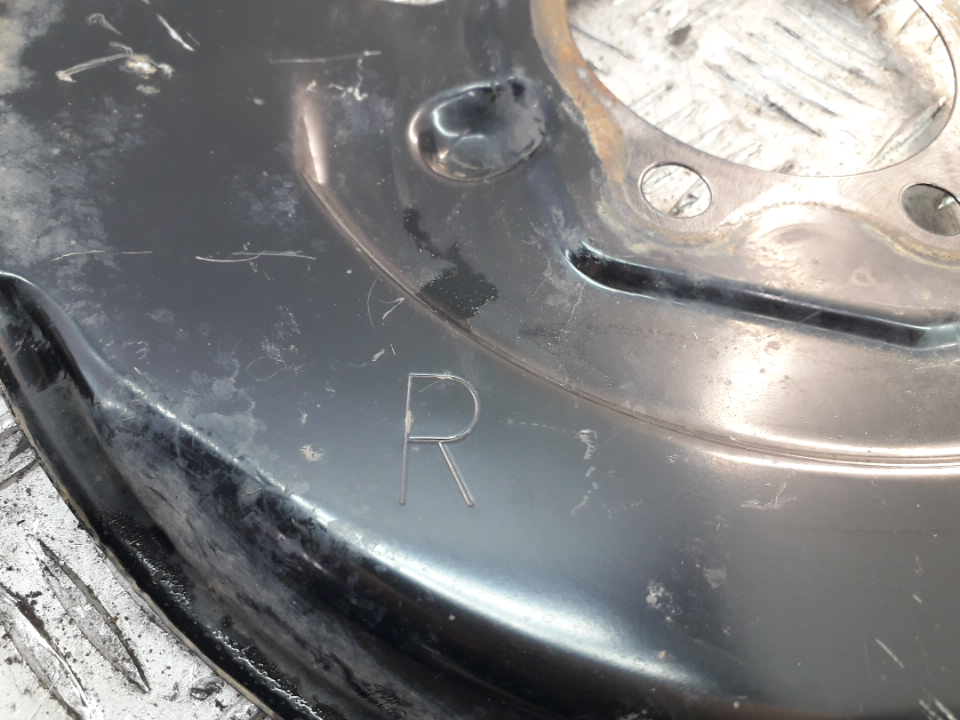 Пыльник тормозного диска