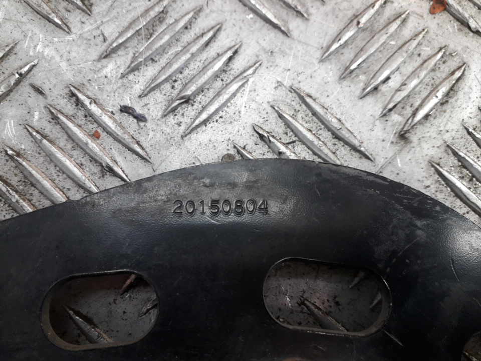 Рычаг задний верхний