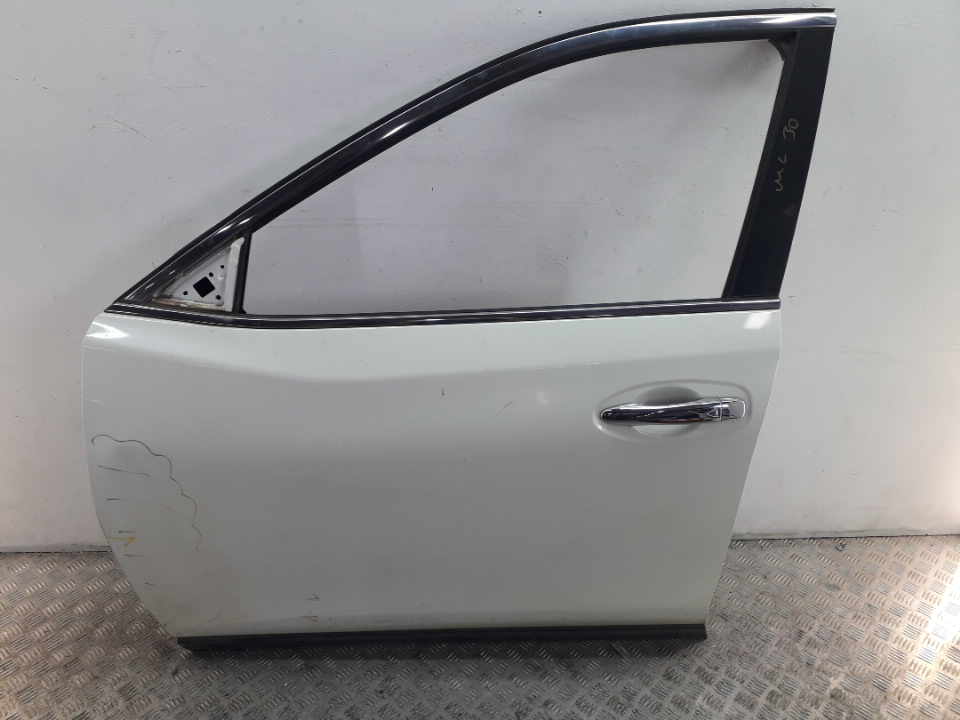 Ручка двери передней наружная левая