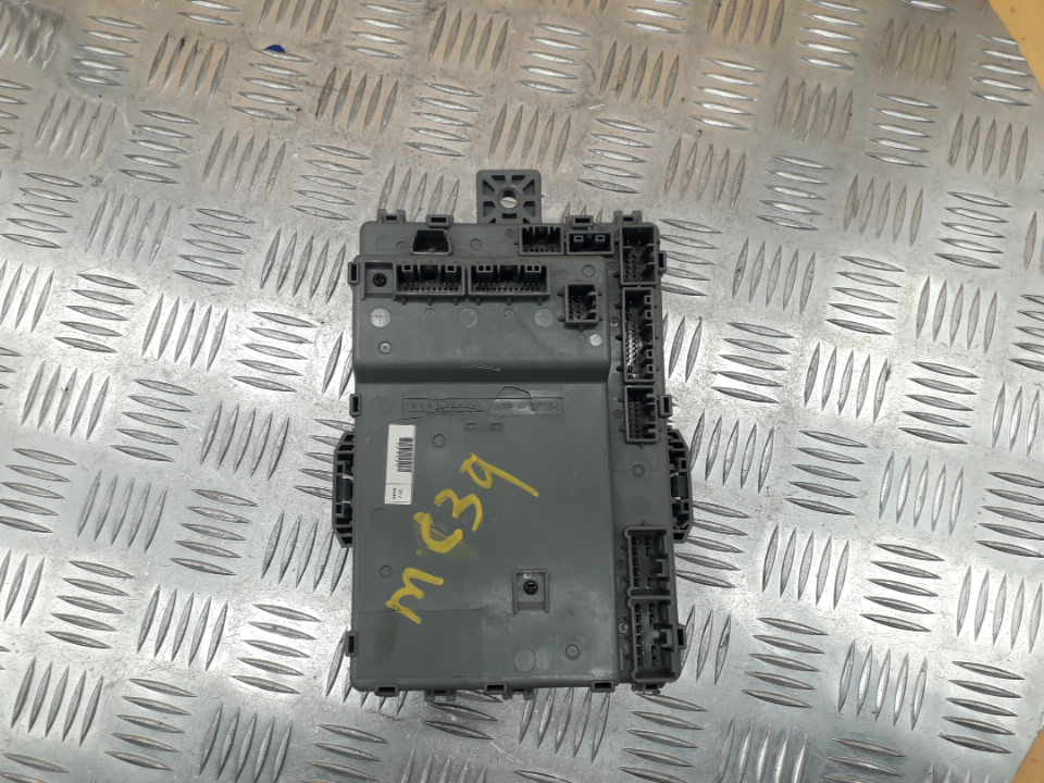 Блок предохранителей